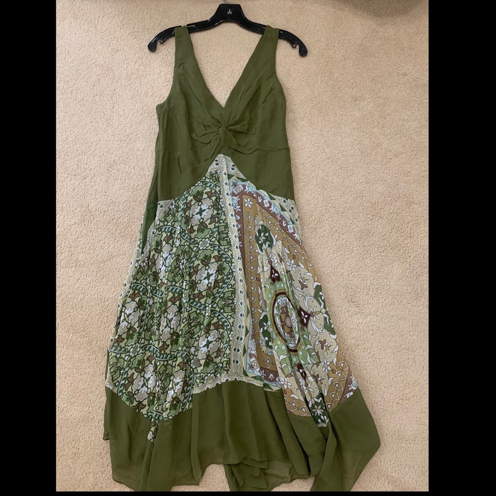 Beautiful, Green Dress Signature by Sangria, Sz 10
